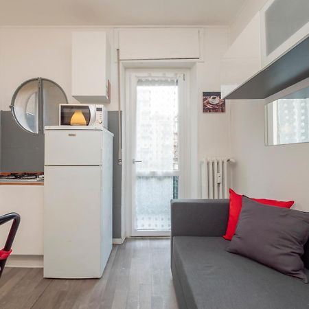 Italstay - Suite Sui Navigli - Pet Friendly Milánó Kültér fotó