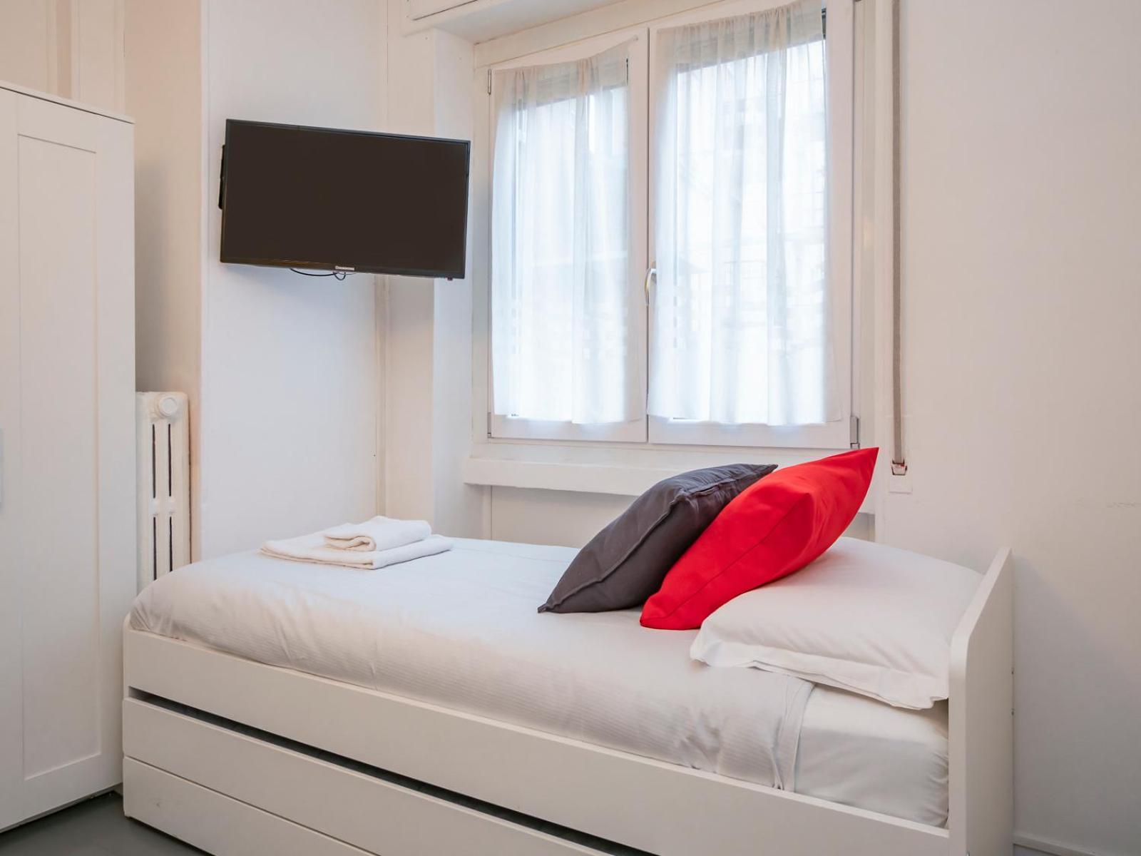 Italstay - Suite Sui Navigli - Pet Friendly Milánó Kültér fotó